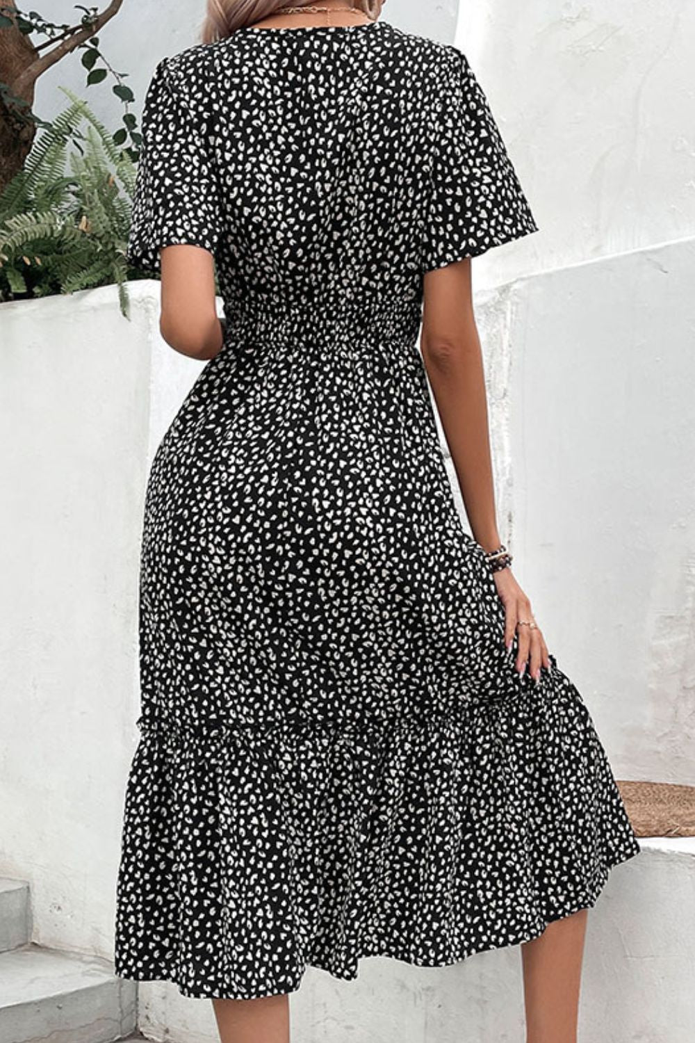 Verve369 Perfee leopard print short sleeve midi dress.